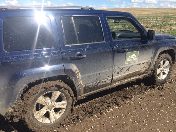 AVictoriaHB's tweet image. Our jeep this week, aka we had some fun off roading adventures! #gpstech