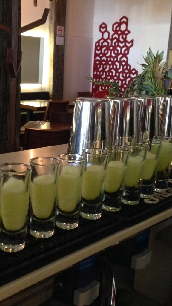 Y para todos nuestros invitados por cada gol de México en todos los partidos del #MundialBrasil2014 un shot especial