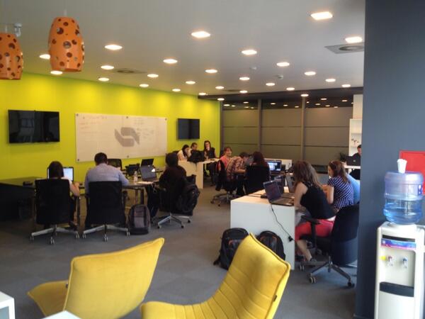 EnesPelko's tweet image. Full house in #APILAB @APIknowsIT