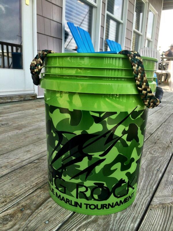 bigrockfishing tweet picture