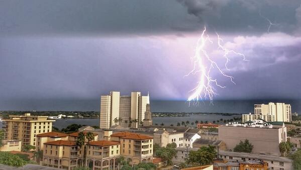 MGR's tweet photo. @SteveWeagleWPTV live from WPB! http://t.co/bNusSphB3U
