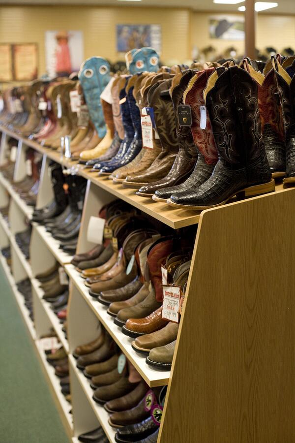 Boot Barn On Twitter Boot Barn Is Hiring In Thornton Co Stop