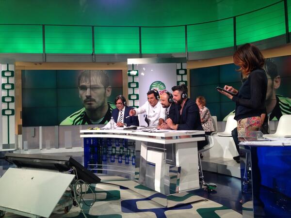 duca70's tweet photo. @RaiSportweb #MaxinhodoBrazil ..La faccia del portiere spagnolo sul 5-1. http://t.co/XDjKR2o3yB