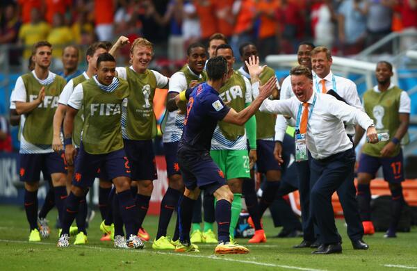 FT: Spain 1-5 #NED. Robben and Van Persie score two goals apiece to shock #WorldCup holders. bbc.in/1qcnSPI