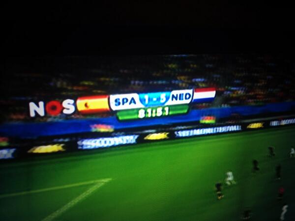 meneertim8's tweet photo. Kan iemand me even knijpen? #spaned #wk2014 http://t.co/VSBJud1i6a