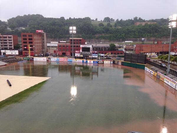 dirtybirdscwv's tweet image. Soooo we got some rain..