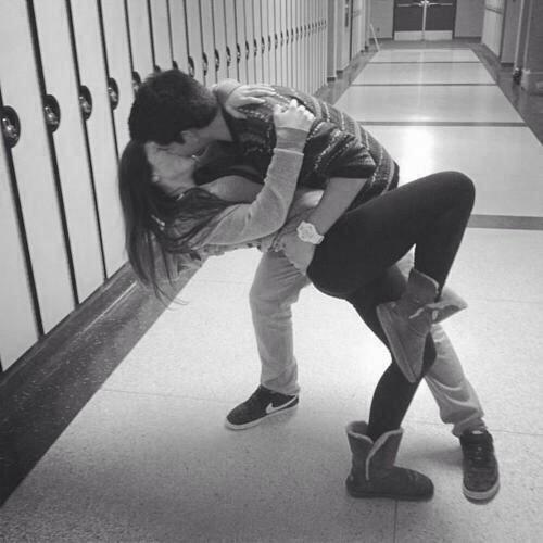TeengirLife's tweet photo. Dont be afraid to do this at school. She will love it. http://t.co/pTU8FcpRGc