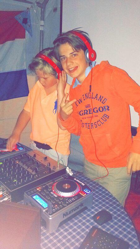 StreamBeats2014's tweet photo. #examenfeest http://t.co/tz9r5IzTbk