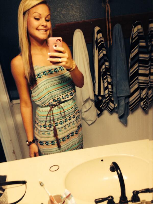 TarynJamess's tweet image. Date nighttt #whadddup