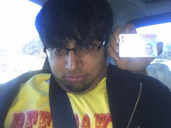 FiestaBoys2k14's tweet image. This man right here is a living legend. #sharktank #EveryWeekIsSharkWeek