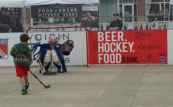 fiveholeforfood's tweet photo. Ending the day with an elimination shootout. This young man seems poised! #FHFFWR http://t.co/9fvmw085HV