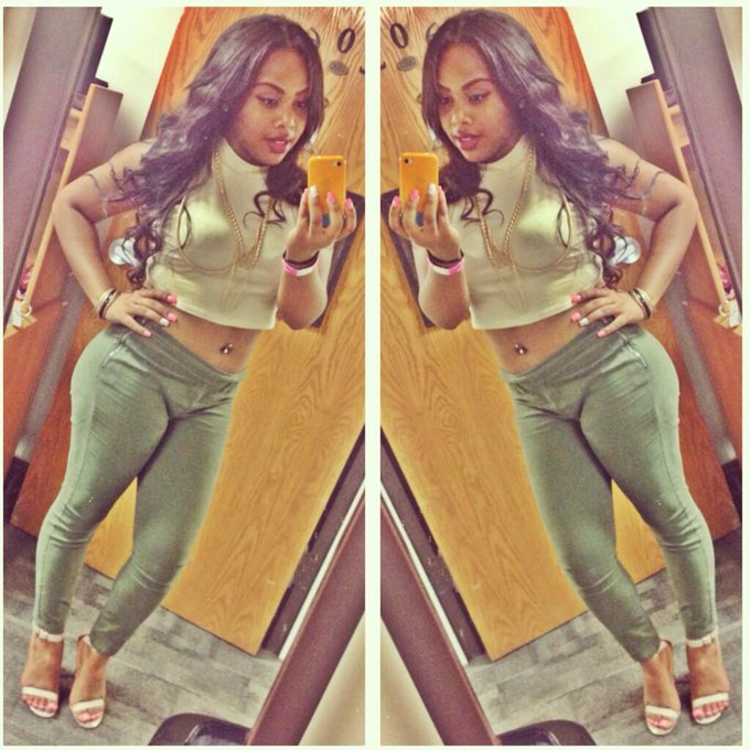 Watch I s a b e ll e's leaked NSFW photo on TwXstars