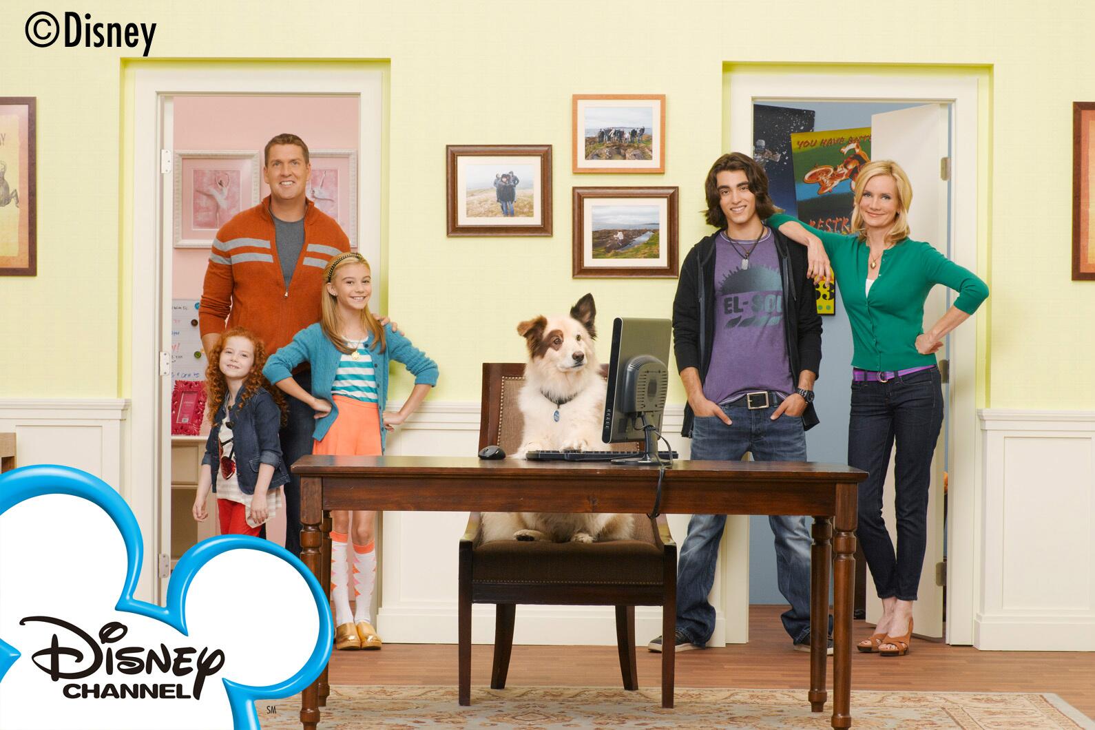 ディズニー チャンネル スターズ 公式 ナナドラ 16日より平日19時 のドラマゾーン ナナドラ のラインナップが変わります 月 ナナドラ新登場 ブログ犬スタン 火 ジェシー 水 天才学級アント ファーム 木 グッドラック チャーリー 金