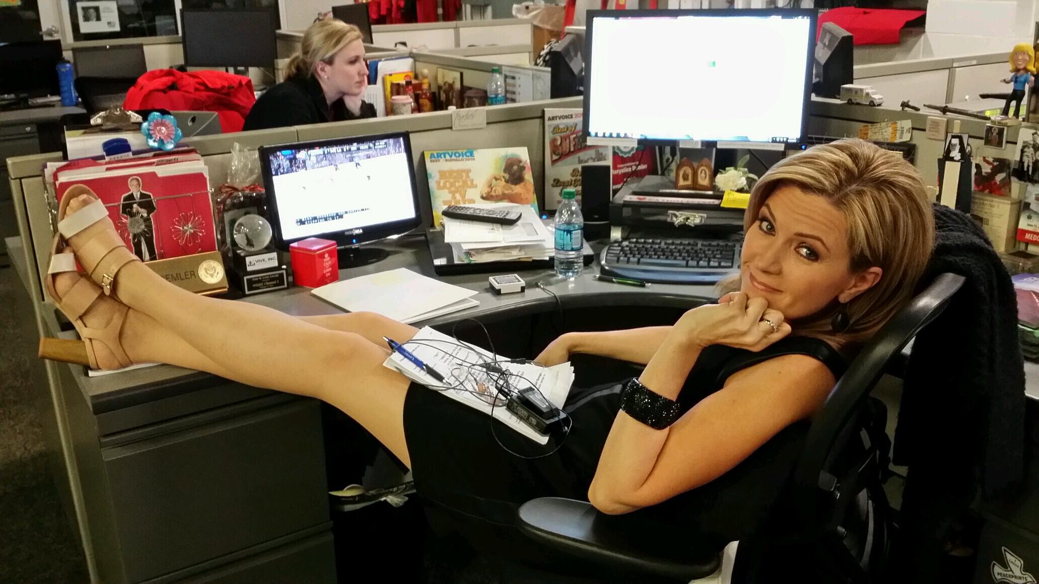 maryalice-demler-on-twitter-might-as-well-be-comfortable-waiting