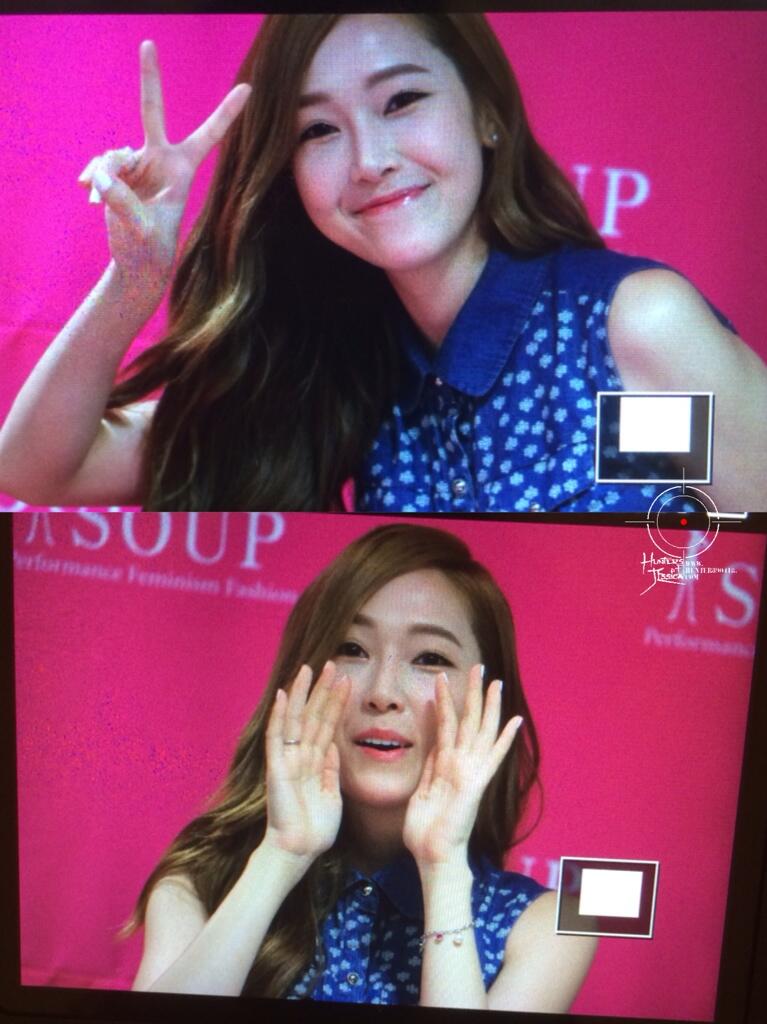 [PIC][14-06-2014]Jessica tham dự buổi fansign lần 2 cho thương hiệu "SOUP" vào trưa nay BqEKL7fCMAAQA9e