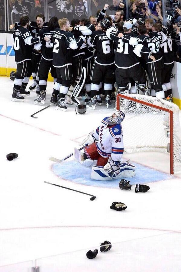 HockeyGods's tweet image. I would like to sincerely apologize to @HLundqvist30