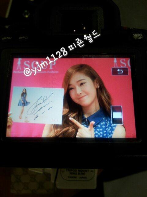 [PIC][14-06-2014]Jessica tham dự buổi fansign lần 2 cho thương hiệu "SOUP" vào trưa nay BqENP90CMAAoKlV