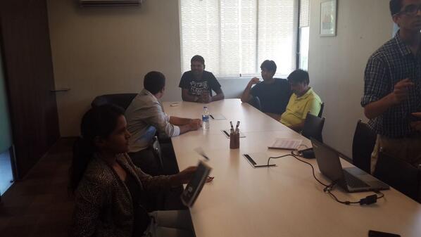 IglooMumbai's tweet photo. Kicking off the #mumbai @YourStoryCo #meetup http://t.co/z8MtN2gl1h