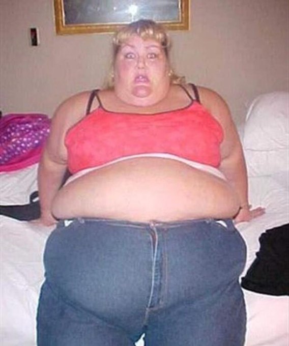 Now u kno that shit too small http://t.co/270lm2CnIs<a href="/tag/newprofilepic"class="tags"><span>#newprofilepic</span></a>