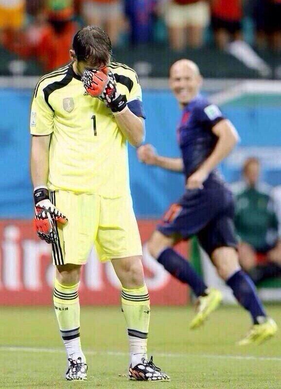 SarcasticBalls's tweet image. Robben- The dutch troll.