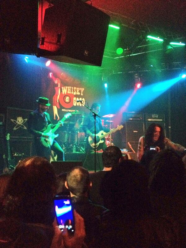 SeanMcNabbLA's tweet image. #Lay it down @StephenEPearcy #Ratt right now at the #Whiskey #Badass #whensunsetstripruled!!! Or Beiber ?