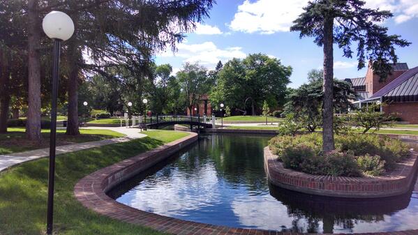PaulVanderKlay's tweet photo. I didn't know Pella was so pretty. #crcsynod http://t.co/ppEISIW1WG