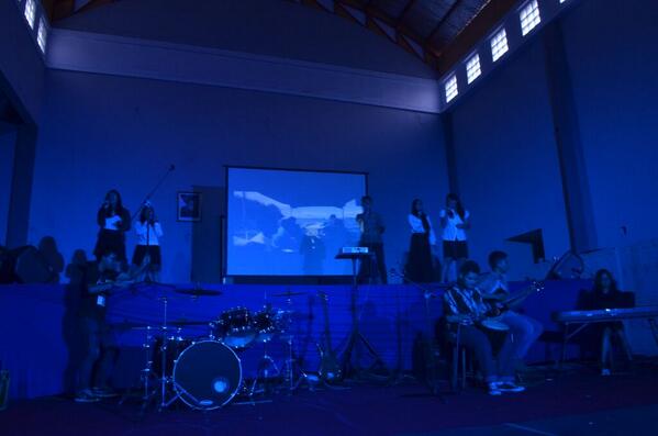 XIPA4SMUNDA's tweet photo. Ini yang musik nih @reinaayu @asri_rani @firanadt @annisaztdny @Prihandistiana @luthfi25_14 @Rais_hakim @eurekakei http://t.co/BPeqozkdlN