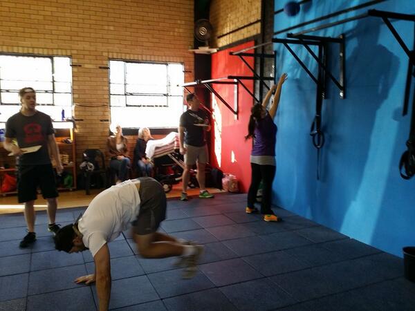 CrossFitMenMain's tweet image. Busy doing the wod #cfmm