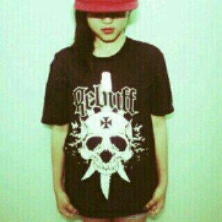 Masih ada sisa size L &amp; XL nih, order bisa langsung sms ke 087831098696 / 75E50B74