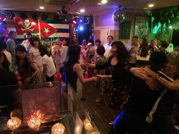 今夜のCafeNationはラテン化してますw