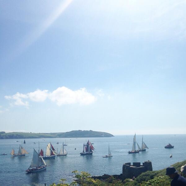 lorraine pascoe tweet media