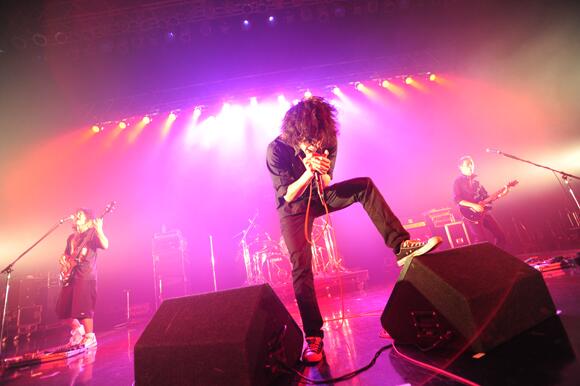 bot3213's tweet photo. 【RT】

Just hold on tight, 
It can be all right 
We take it back　
取り戻すのさ 
過去の自分が今僕の土台となる　
wow 

【キミシダイ列車】 https://t.co/DmsExwzdI4