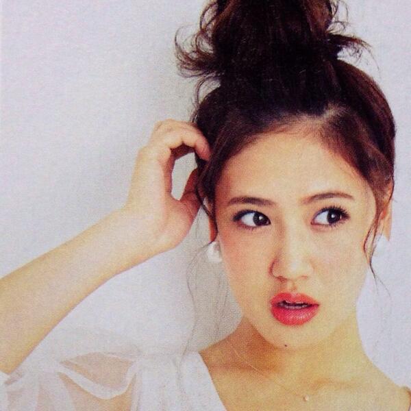 藤井夏恋 超絶応援画像 ラフなおだんごがキュート 夏恋 T Co Bkhslpm6hq