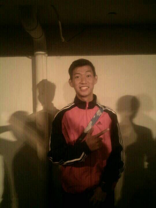 zorbaaaz's tweet photo. Ganteng juga ye bang dapid :)) RT @ISpamungkas Salam Jempol Telunjuk dari bang @davidnurbianto yang punye poon duit. http://t.co/YonTbUTePM