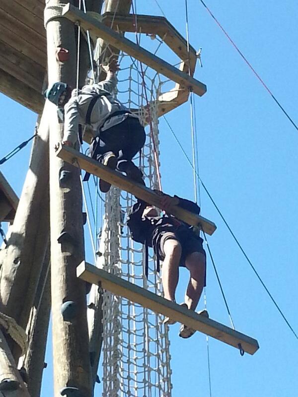 brianlisson's tweet photo. Level 1 training @AltitudeAtMac http://t.co/8cJ1fFHn2F