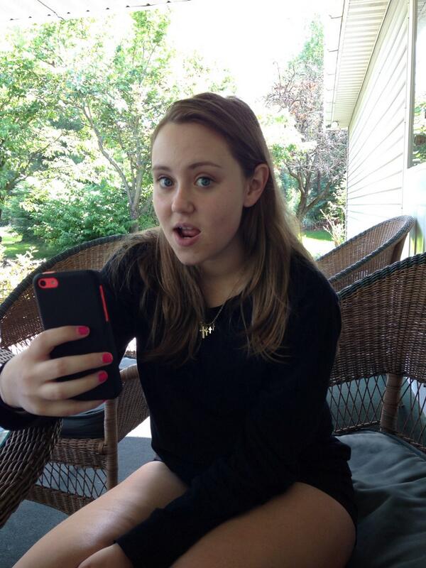 PietraRyan's tweet photo. When #Rib and I switch phone cases. #Rib #RibLogic http://t.co/nAXack04MX