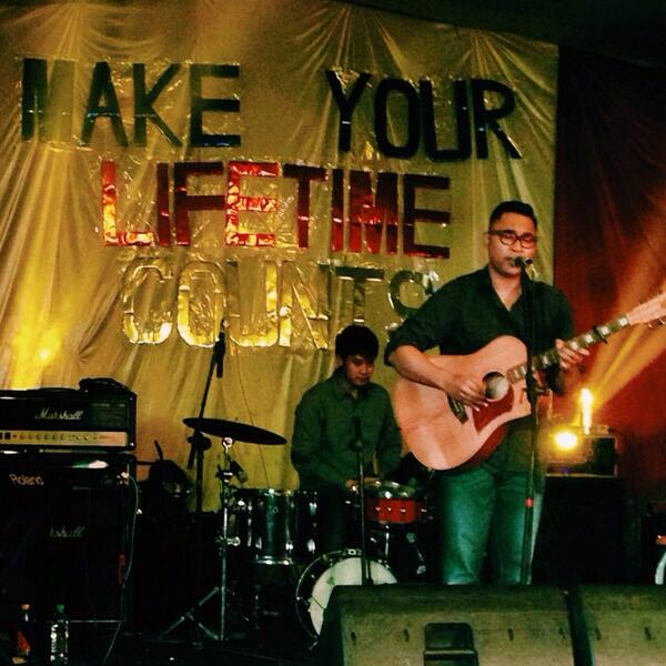 Wooooowwwww <a href="/adhitiasofyan/">Adhitia Sofyan</a> gantengnya ga kuaaaat😱😱 #Porsenang2014