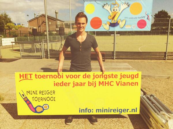 MiniReiger's tweet photo. Laatste uurtjes zijn aan het weg tikken, de zo'n verwelkomen jullie. http://t.co/82dTbzB0DF
