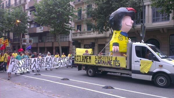 mareagroga's tweet photo. Per una escola pública, laica, popular, democràtica, inclusiva, en català i sense retallades! #SomEscola14J http://t.co/LKUYmHf9W6