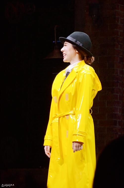 BqGfjxzCIAAI9yi.jpg:large