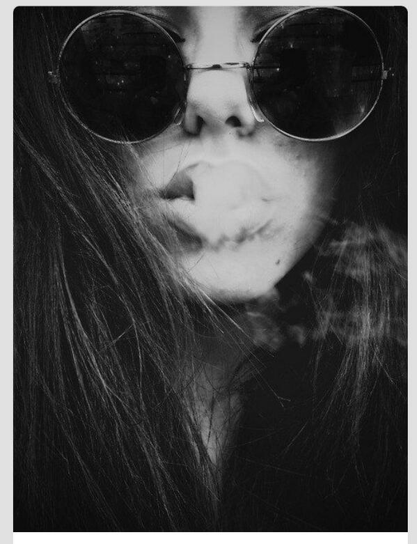 PortiaMoemedi's tweet image. So gorge #Refrences