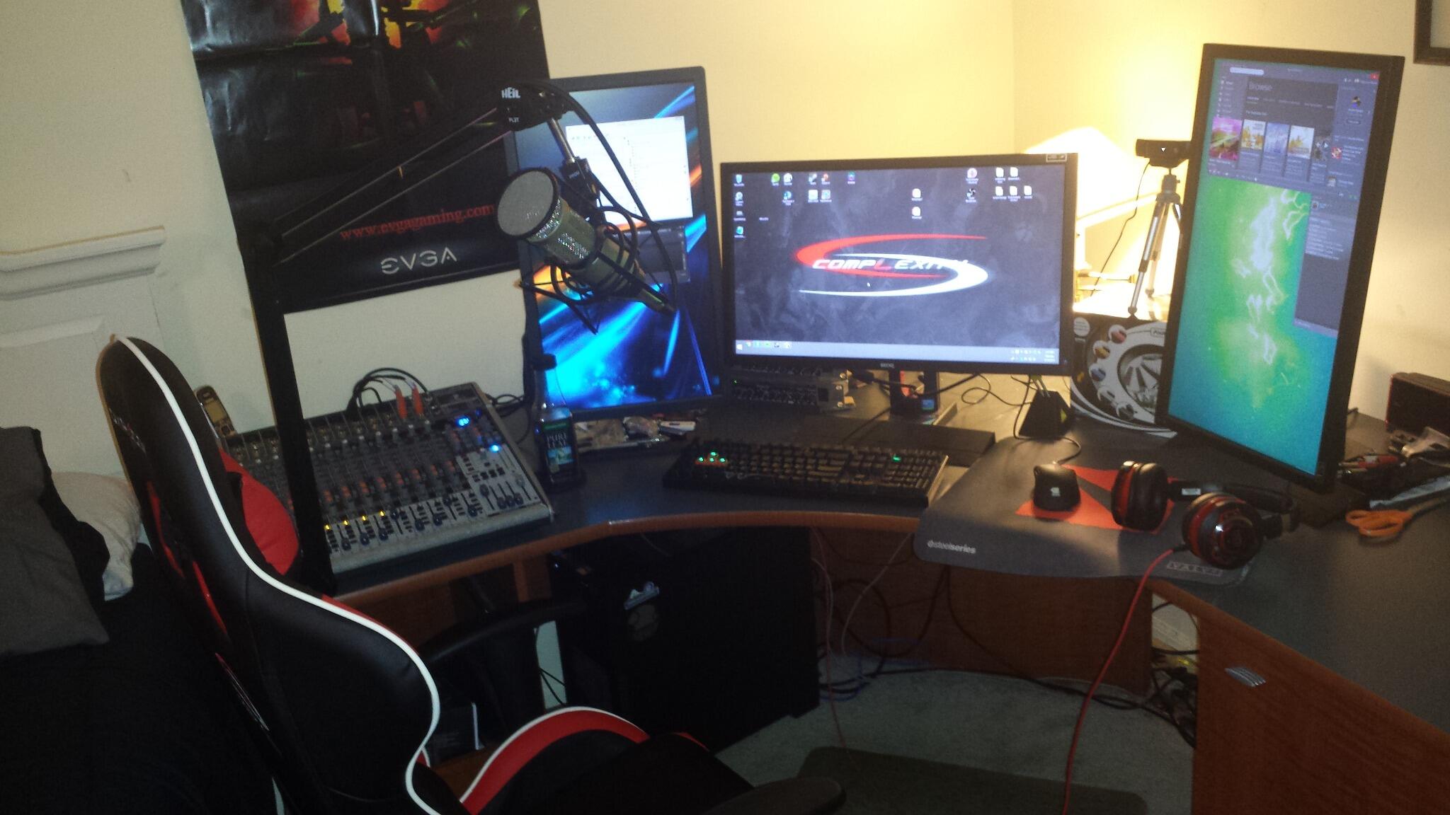 35. The new streaming setup.... almost perfect. 