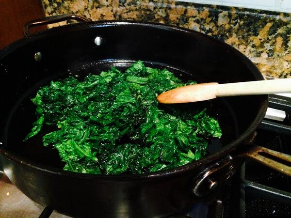 On_My_Plate's tweet photo. Lunch: wilted mustard greens with red wine vinegar http://t.co/p22PUHWuvG