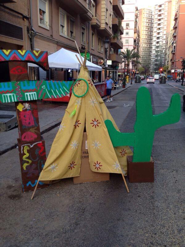 FallaPVC's tweet image. La hoguera ya esta en la calle! 2014 y 2015 juntos! #sanjuan #fallas #fallapvc
