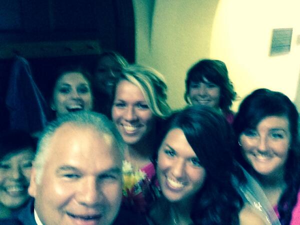 Me and all these babes!!! #livnright!