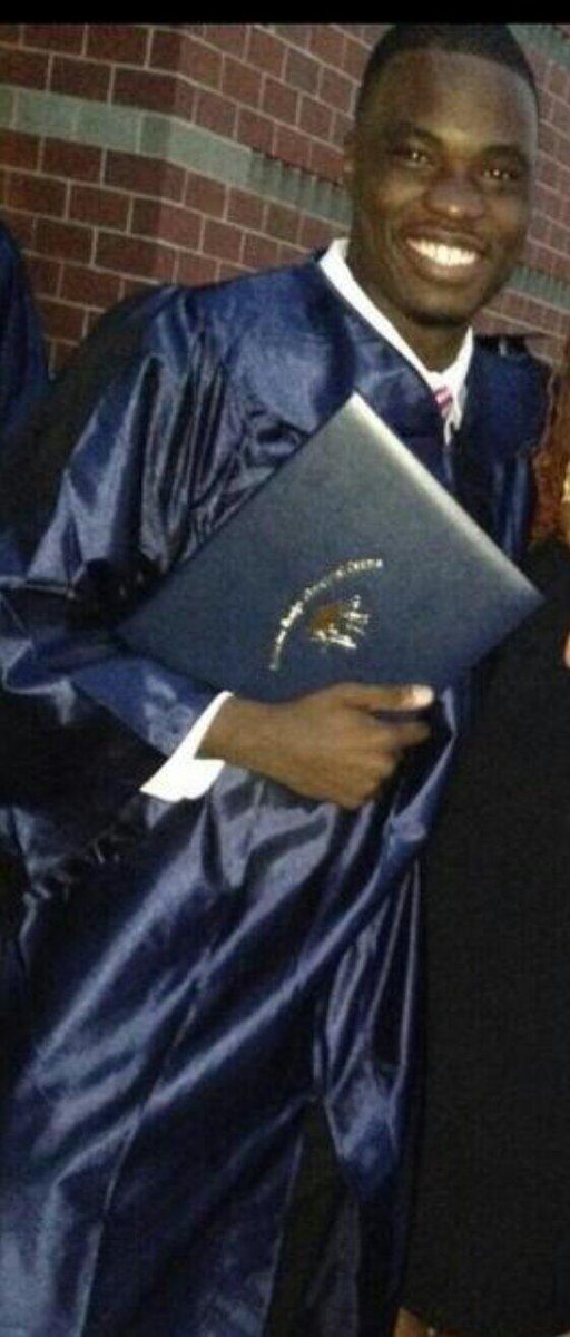 lilchris_louded's tweet image. Proud of my Lil brother #samemother this nigga like a second me. We made it love you bro @lilmike_louded