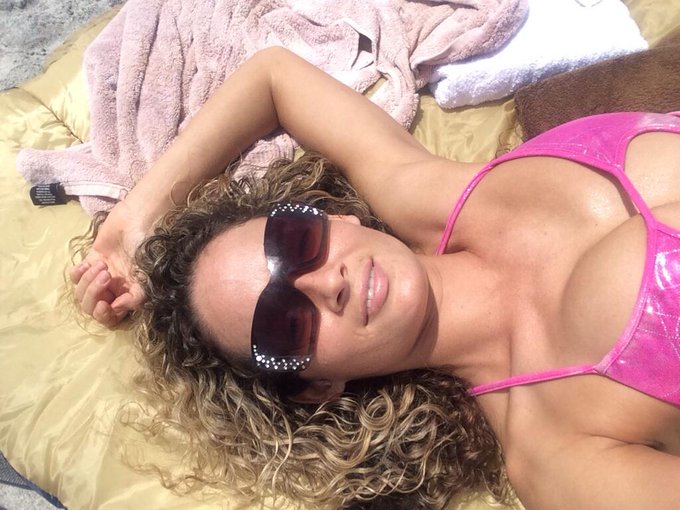 Beach day for me. http://t.co/7XKEj8FkKC