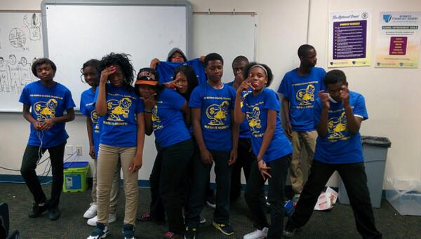 WDWRD_MVMNT's tweet photo. The kids at @AtaFordPas sporting the shirts we made for them.  #ScreenPrinting #ScreenPrint http://t.co/e8kdairEYD