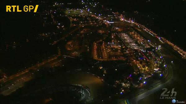 De nacht komt eraan... Wie blijft ons ook de komende uren non-stop volgen bij <a href="/RTL7/">RTL 7</a>?  #M24 #LeMans #RTLGP