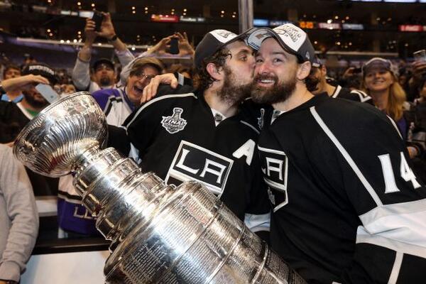 Stanley Cup: Kings' Justin Williams wins Conn Smythe Trophy